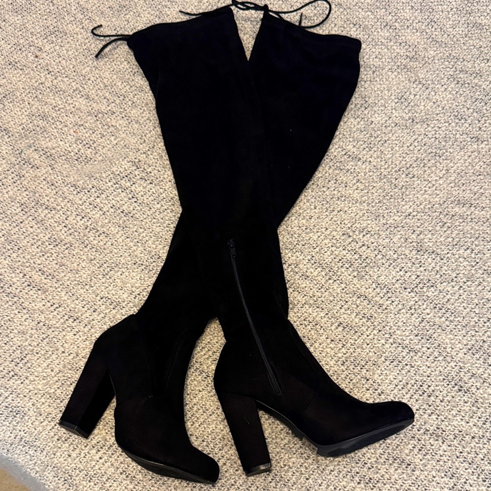 BRAND NEW Lulus Black Over-the-Knee Tie-Back Block Heel Boots – Size 7.5